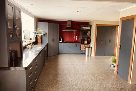 Photo of property in 285 Halcombe Road, Feilding, 4775