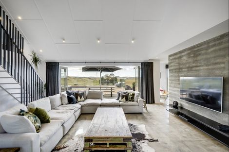 Photo of property in 1232 Taihape Road, Sherenden, Hastings, 4179