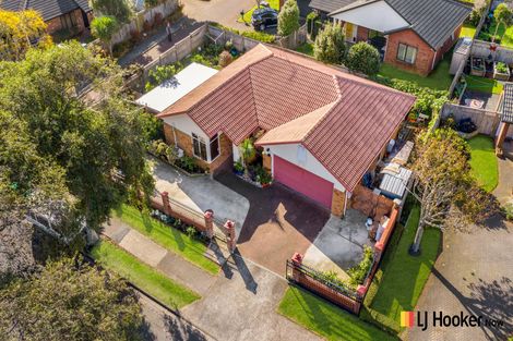 Photo of property in 41 Sheriff Place, Randwick Park, Auckland, 2105