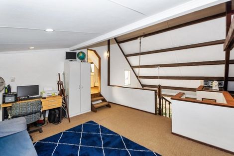 Photo of property in 211 Shaw Road, Titirangi, Auckland, 0604