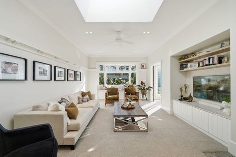 Photo of property in 4 Wherstead Road, Cashmere, Christchurch, 8022