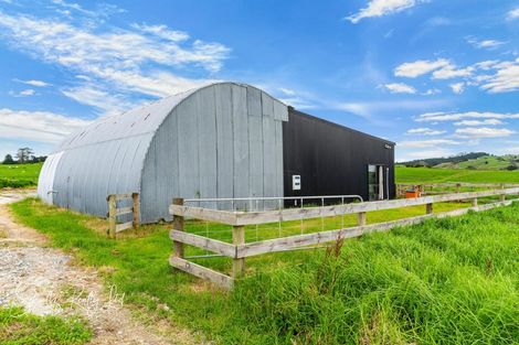 Photo of property in 32a Swamp Road, Mareretu, Maungaturoto, 0571