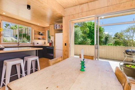 Photo of property in 54a Renown Road, Raumati South, Paraparaumu, 5032