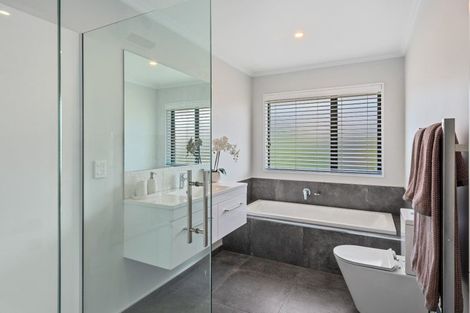 Photo of property in 11 Leader Street, Marshland, Christchurch, 8083