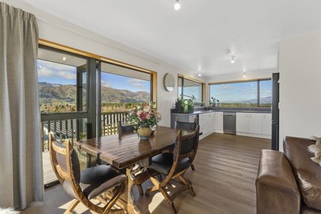Photo of property in 8 Mary Lane, Lake Hawea, Wanaka, 9382