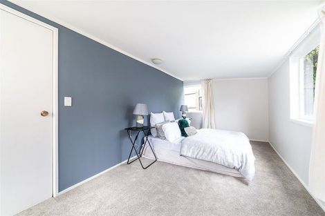 Photo of property in 30 Silverstone Place, Henderson, Auckland, 0612