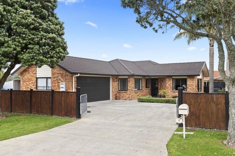 Photo of property in 9 Woodcroft Way, Pukekohe, 2120