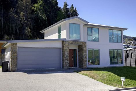 Photo of property in St Andrews Park, 62 Highview Terrace, Queenstown, 9300