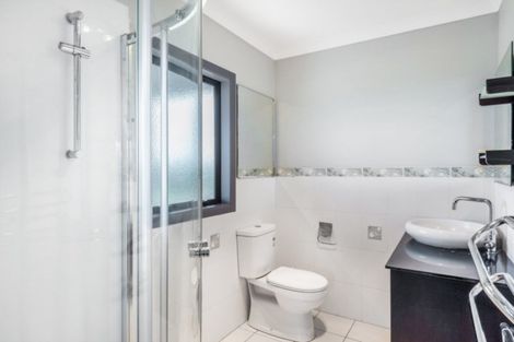 Photo of property in 3 Finchley Place, Hamilton East, Hamilton, 3216