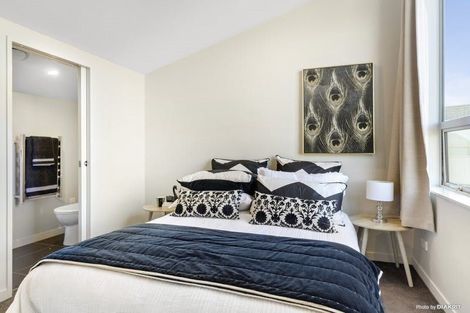 Photo of property in 11/2u Stone Street, Miramar, Wellington, 6022