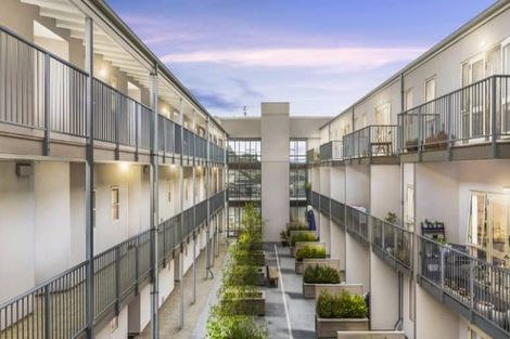 Photo of property in Luxford Villas, 304/72u Herald Street, Berhampore, Wellington, 6023