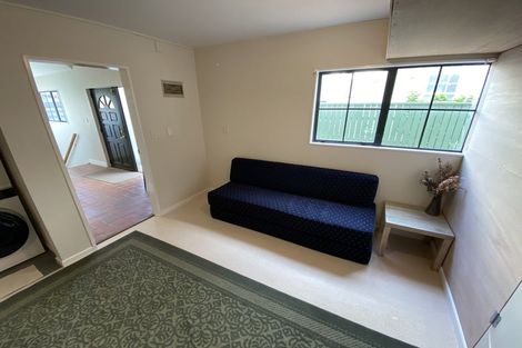 Photo of property in 16j Hobson Street, Thorndon, Wellington, 6011