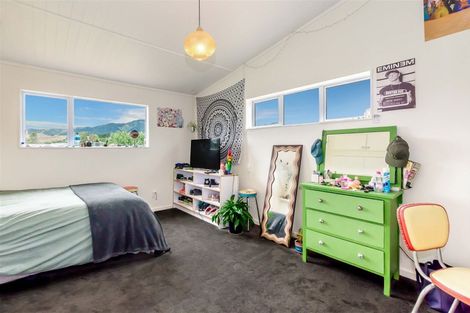 Photo of property in 17 Paetawa Road, Peka Peka, Waikanae, 5391