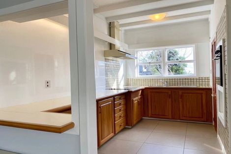 Photo of property in 5 Bannerman Road, Morningside, Auckland, 1022