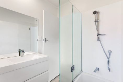 Photo of property in 3/6 Miro Street, New Lynn, Auckland, 0600