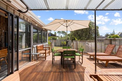Photo of property in 1 Britannia Dell, Pauanui, Hikuai, 3579