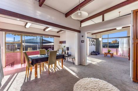 Photo of property in 8 Rewa Street, Inglewood, 4330