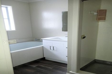 Photo of property in 18 Inverness Avenue, Hamilton East, Hamilton, 3216