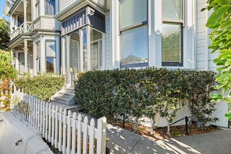 Photo of property in 54 Majoribanks Street, Mount Victoria, Wellington, 6011