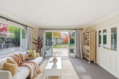 Photo of property in 14 Harlech Mews, Avonhead, Christchurch, 8042