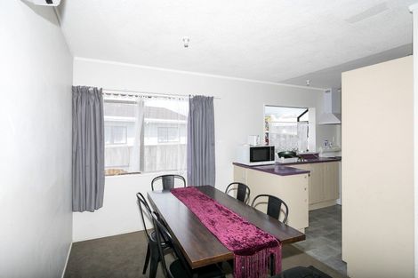Photo of property in 1 Pringle Place, Nawton, Hamilton, 3200