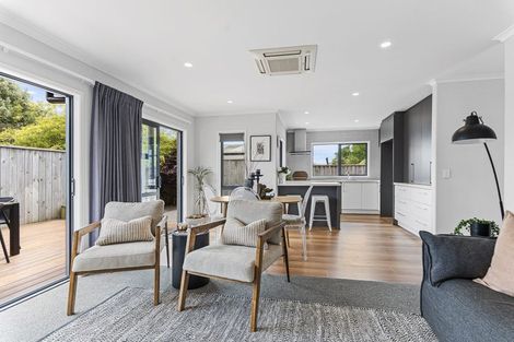 Photo of property in 25b Karaka Street, Merrilands, New Plymouth, 4312