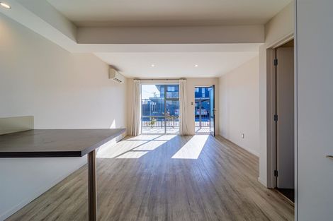 Photo of property in 2/22 Springfield Road, St Albans, Christchurch, 8014