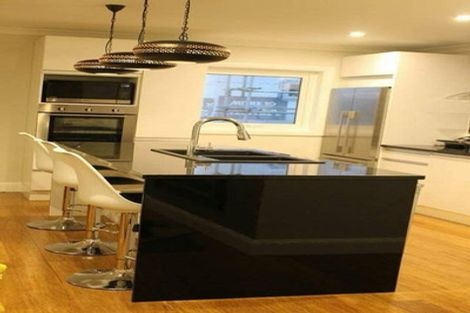 Photo of property in 11 Madeira Close, Whitby, Porirua, 5024