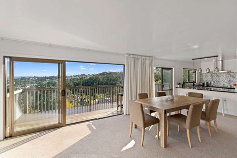 Photo of property in 53 Island Bay Road, Beach Haven, Auckland, 0626