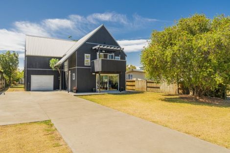 Photo of property in 141 Cook Drive, Whitianga, 3510