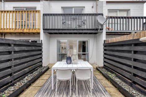 Photo of property in 7/20 Miro Street, Mount Maunganui, 3116