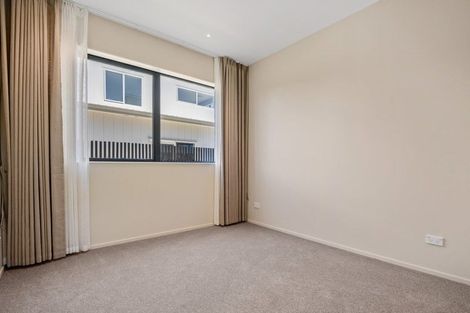 Photo of property in 43 Bristol Freighter Road, Hobsonville, 0616