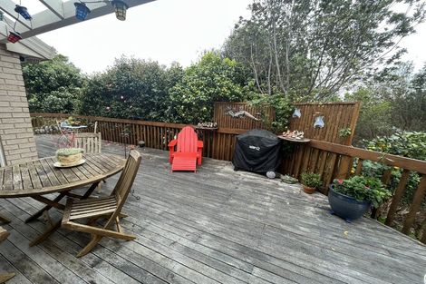 Photo of property in 9 Mariners Way, Whitby, Porirua, 5024