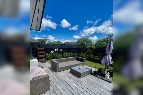 Photo of property in 2/4 Tintagel Lane, Burwood, Christchurch, 8083