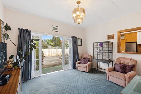 Photo of property in 49 Martyn Street, Waiuku, 2123