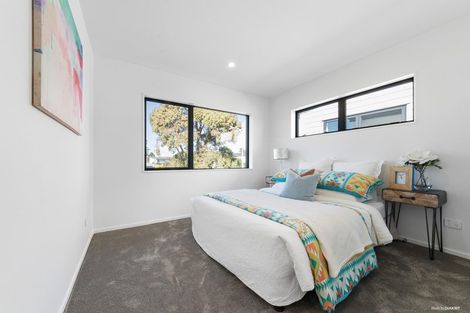 Photo of property in 2 Rothwell Place, Sunnyhills, Auckland, 2010