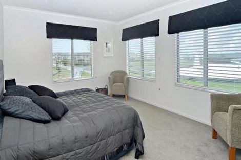 Photo of property in 11 Fountain Avenue, Karaka, Papakura, 2113