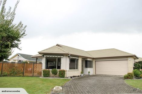 Photo of property in 16 Claridge Place, Taradale, Napier, 4112