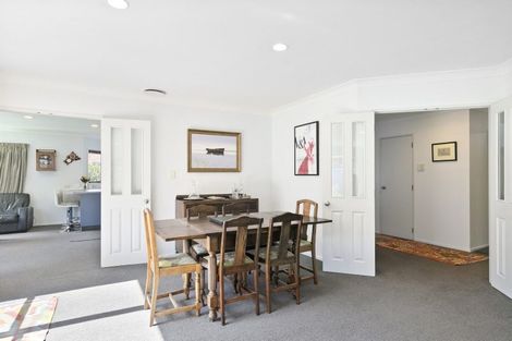 Photo of property in 104 Westchester Drive, Churton Park, Wellington, 6037