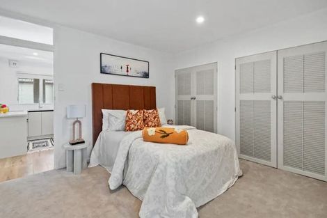 Photo of property in 2/17 Sartors Avenue, Northcross, Auckland, 0630