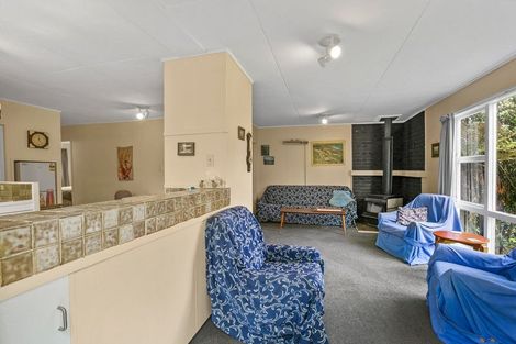 Photo of property in State Highway 3, Tongaporutu, Urenui, 4378