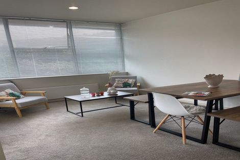 Photo of property in Terrace Tower Apartments, 9e/126 The Terrace, Wellington Central, Wellington, 6011