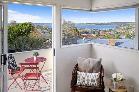 Photo of property in 1/33 Mellons Bay Road, Mellons Bay, Auckland, 2014