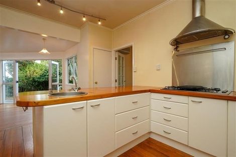 Photo of property in 1 Moana Avenue, Bayswater, Auckland, 0622