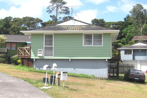 Photo of property in 1/145 Spinella Drive, Bayview, Auckland, 0629