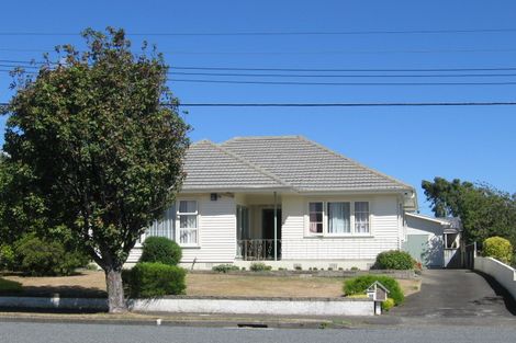 Photo of property in 12 John Street, Trentham, Upper Hutt, 5018