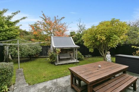 Photo of property in 14 Lees Grove, Wainuiomata, Lower Hutt, 5014