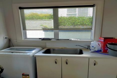 Photo of property in 79 Mangorei Road, Strandon, New Plymouth, 4312