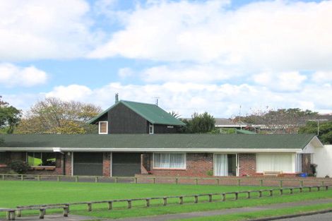 Photo of property in 1/25 Mccrystal Avenue, Bucklands Beach, Auckland, 2012