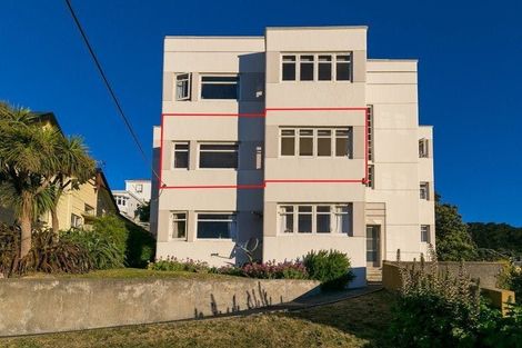 Photo of property in 2u2 Hawker Street, Mount Victoria, Wellington, 6011